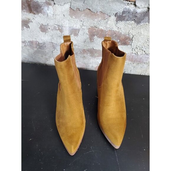 New DREAM PAIRS Women's Retro Elastic Chelsea Ankle Boots Low Chunky Heels - Picture 2 of 6